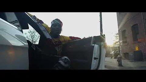 Flipp Dinero - "Running Up Bands" (Official Music Video)