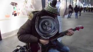 Marcello Calabrese - street guitarist plays "Purple Rain" live in Milan chords