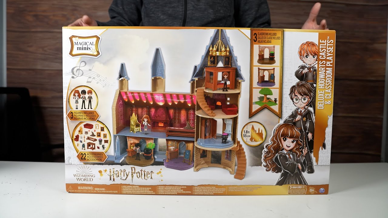 HARRY POTTER - CHÂTEAU DE POUDLARD DELUXE MAGICAL MINIS WIZARDING WORLD -  Château Poudlard 60 cm Interactif Avec Sons et Lumières, 3 Figurines et 22