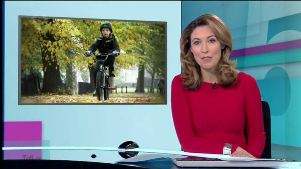 EMMA CROSBY:-: Channel 5 -  News at 5 - 04 Dec 2013 -