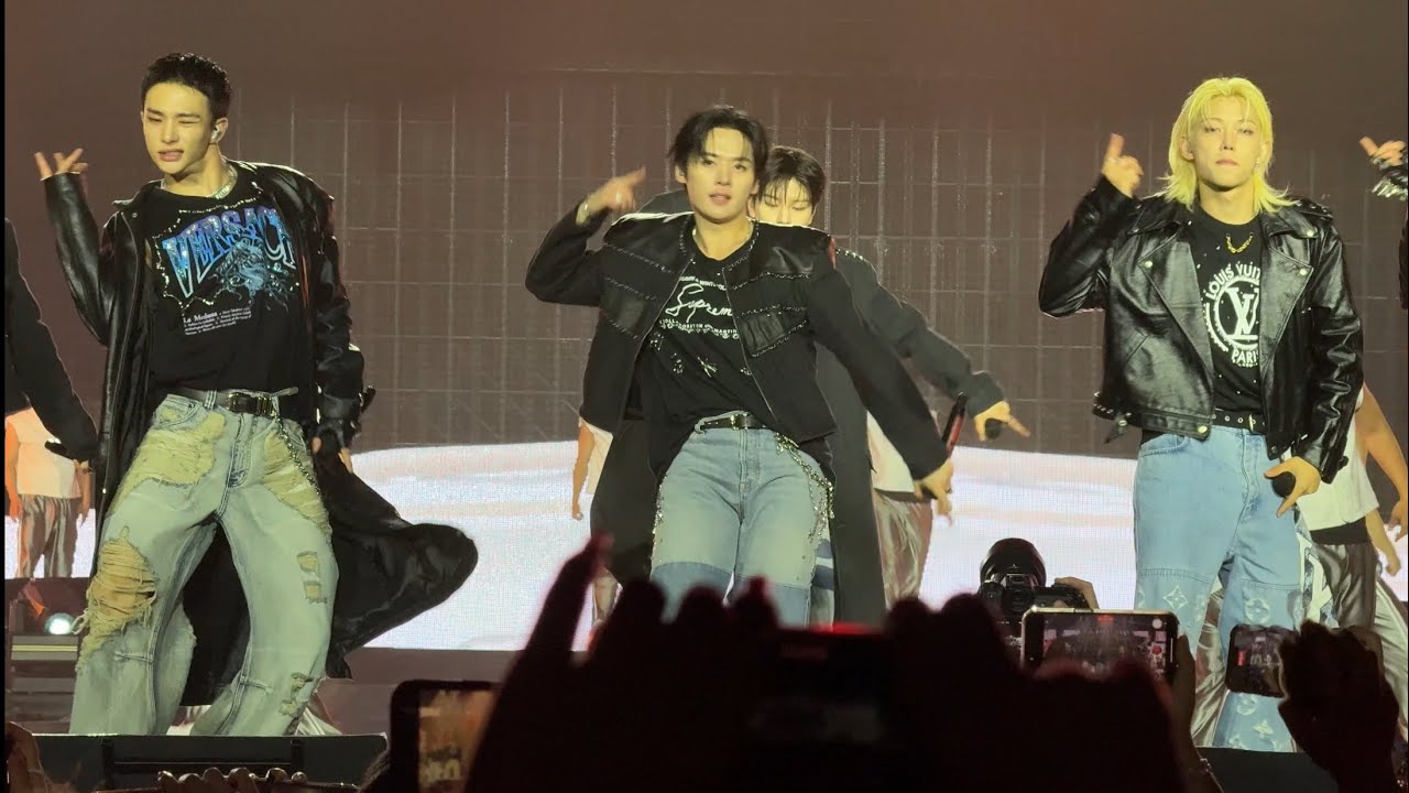 STRAY KIDS - MANIAC - San Francisco (fancam)