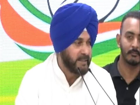 Watch how Navjot Singh Sidhu flipped side with time