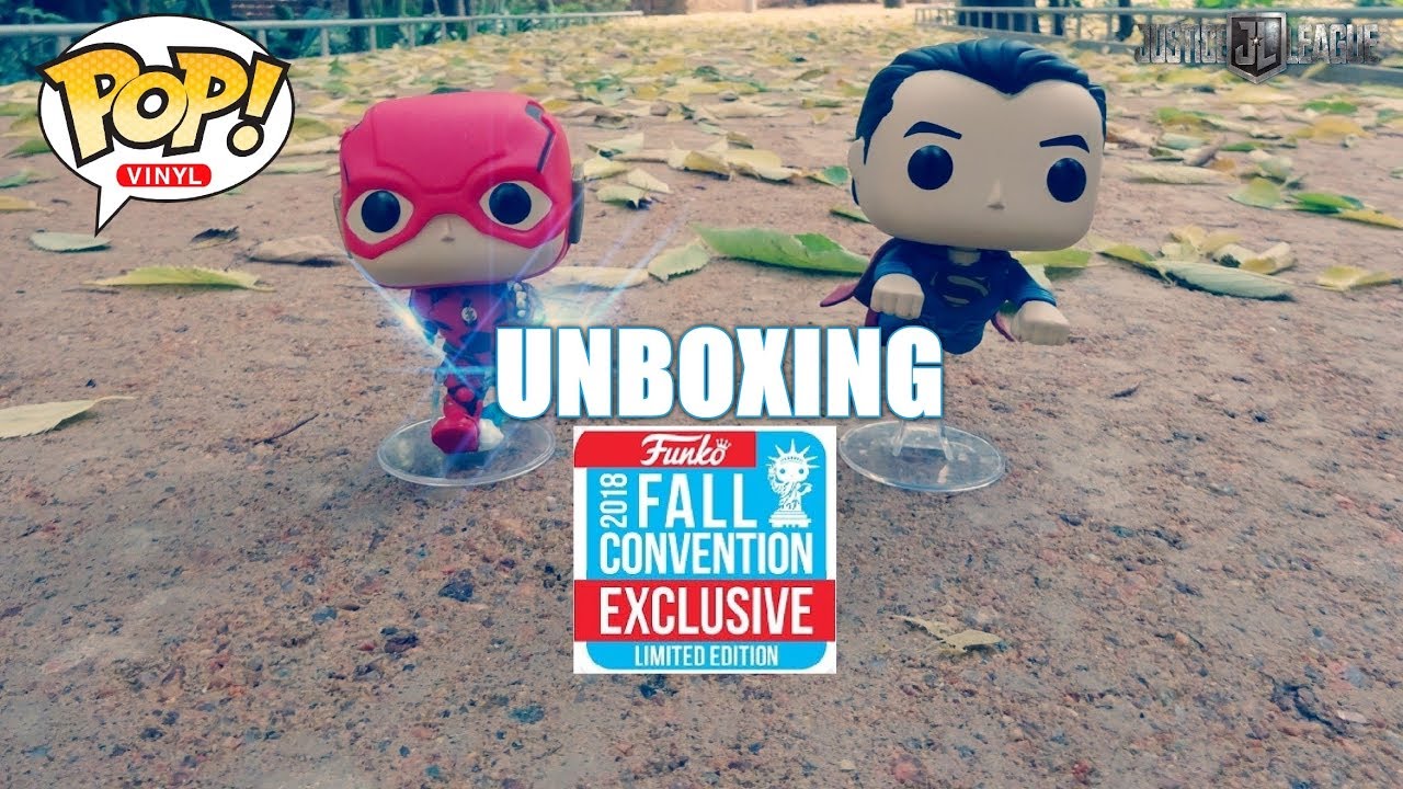 Unboxing: Funko POP The Flash & Superman Racing (2018 Fall Convention  Exclusive) - YouTube