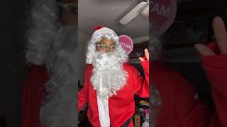 I Saw Mama Kissing Santa