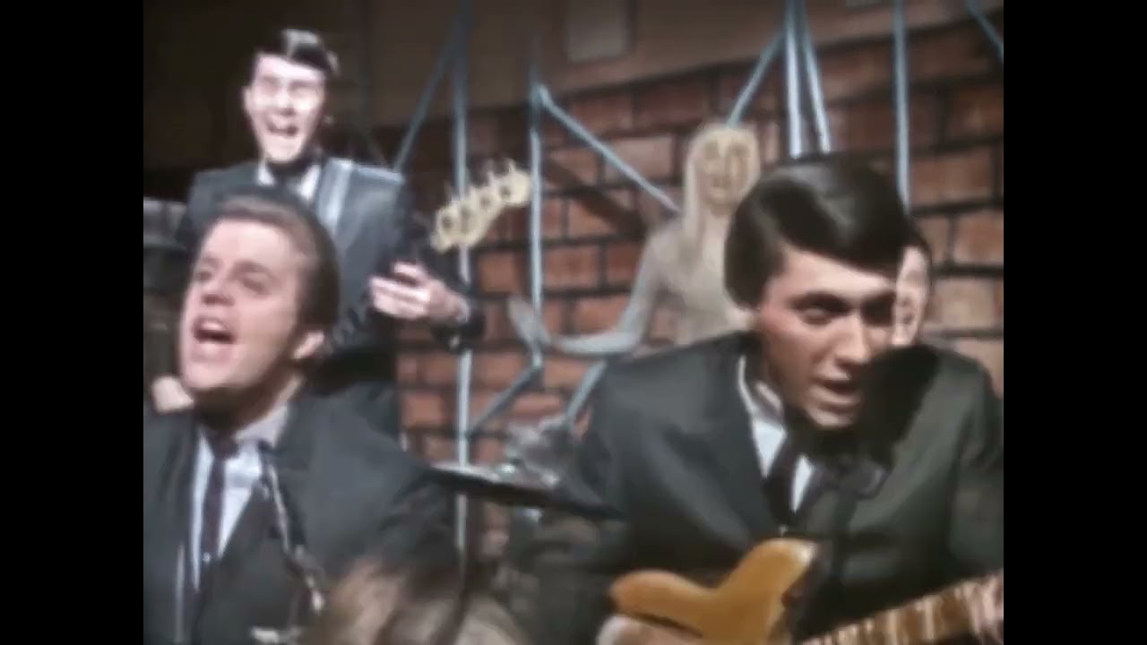 Watch NEW 📀 Lies - The Knickerbockers {Stereo} 1965 on YouTube Watch NEW 📀 Lies - The Knickerbockers {Stereo} 1965 on YouTube