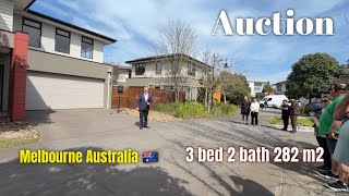 283. Inside tour & Auction @ 6/4 Aspect Drive, Keysborough, VIC 3173  Australia. 3 bed 2 bath 282 m2