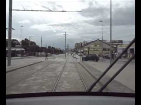 Vidéo: «Il Y A Moins D'agiles» - Ce Que Le Conducteur Du Tramway Pense De Nous, Automobilistes