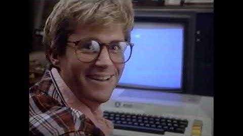 Atari 800 Computer - Father & Son - TV Commercial - 1982