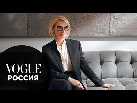 Эвелина Хромченко – о своем графике, бьюти-ритуалах и косметичке для Недели моды