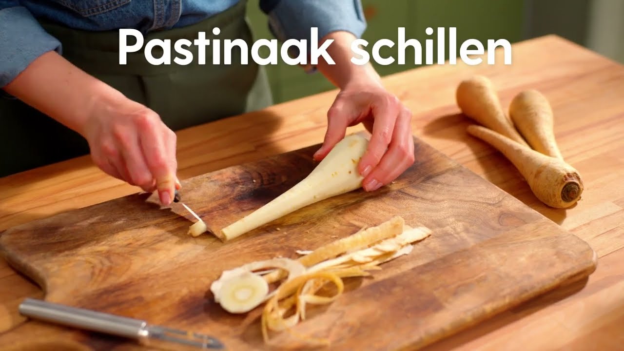 Pastinaak schillen | How to | Allerhande