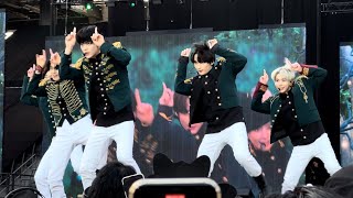 TXT - Can’t We Just Leave the Monster Alive? LA Day 1 4K Fancam Sweet Mirage Tour Live @ BMO 230527