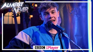 The Wonderland Perform Cake By The Ocean Almost Never Cbbc