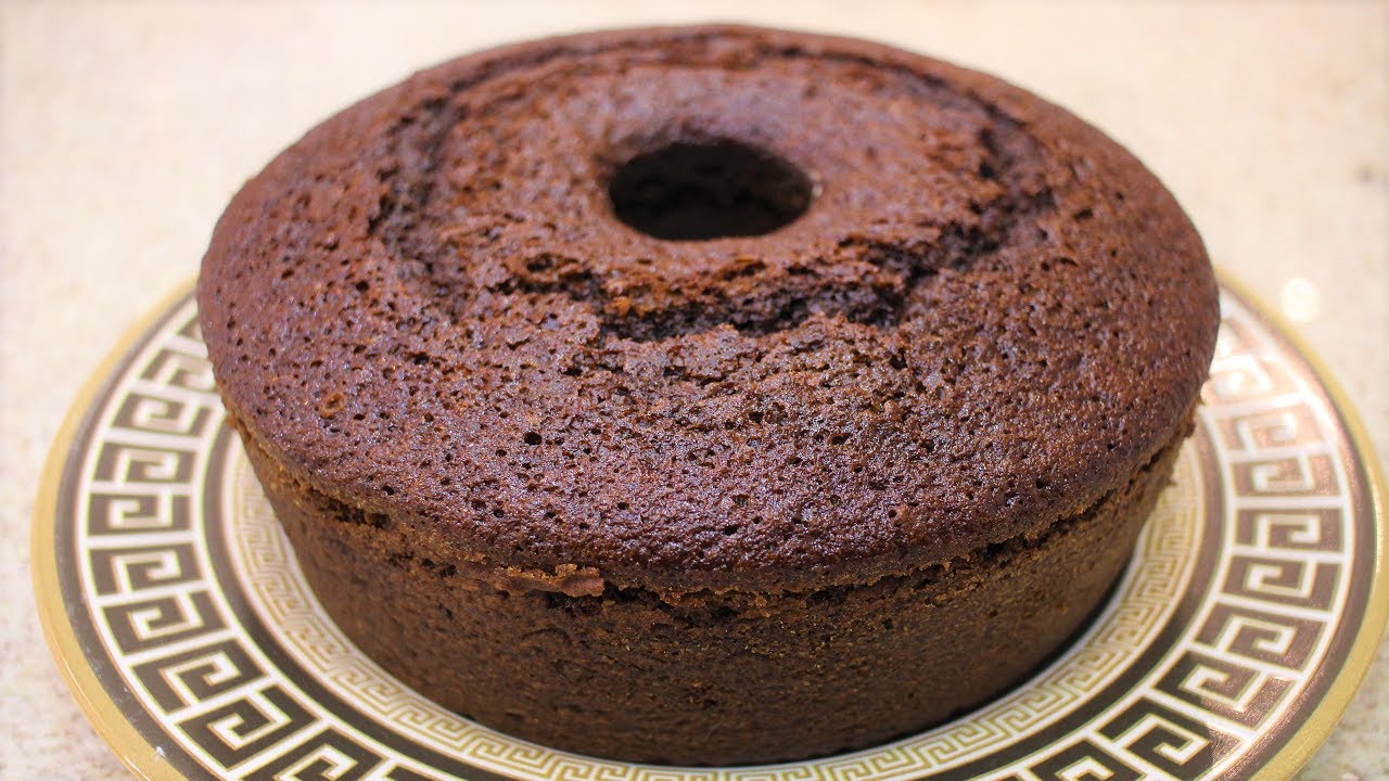 Café da tarde garantido! Aprenda a fazer bolo de cenoura no liquidificador