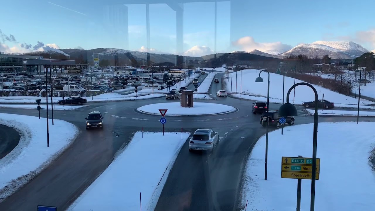 Norway roundabout winter traffic