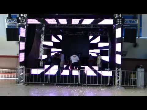 Painel LED SHOW, montagem em palco - YouTube