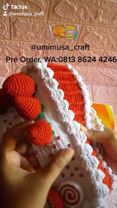 Kotak Tisu Rajut Bentuk kue / Cover Tissue Box Cake / Kue Merah Putih / Crochet / Hasil Rajutan