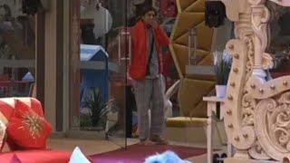 Bigg Boss 16   Priyanka K Saath Shiv Thakre Mc Stan Ko Masti Karte Dekh Nimrit Ka Aesa React B