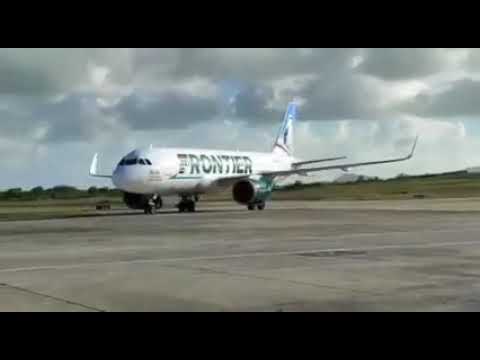 Video: A përdor Frontier Airlines Boeing 737?