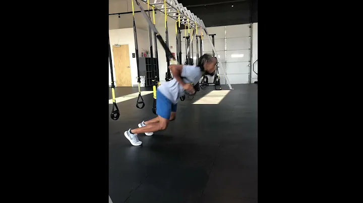 TRX- HopSquat #trxtraining #trx-hopsquat