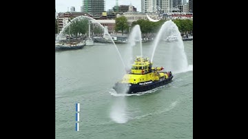 Global Center on Adaptation moves into its new floating office in Rotterdam