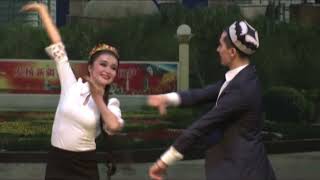 Uyghur dance - Oynasun