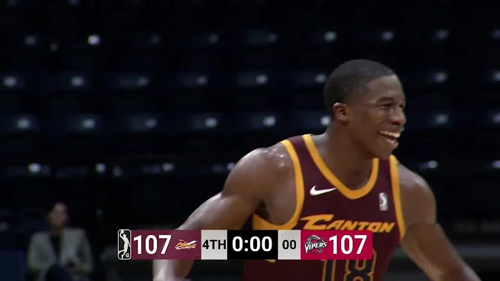 Gerald Beverly sinks the shot at the buzzer