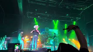 Justin Moore Get Rich Or Get Drunk Trying  at Billy Bob’s 10.6.23