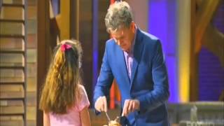 Masterchef Junior S02E01-Group Hug