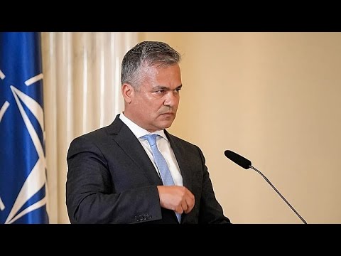 Президент Румынии выдвигает Адриана Вештю в премьер-министры
