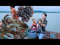 How to get fresh mud crab in my homeland | Ride boat on the sea to buy crab | Mud crab dessert