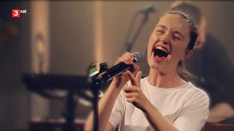 Sigrid - It Gets Dark (Live at Pop Around Bauhaus)