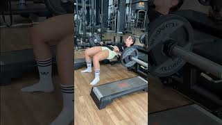 Isometric barbell hip thrust
