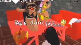 Online daters in Meepcity parties🤮