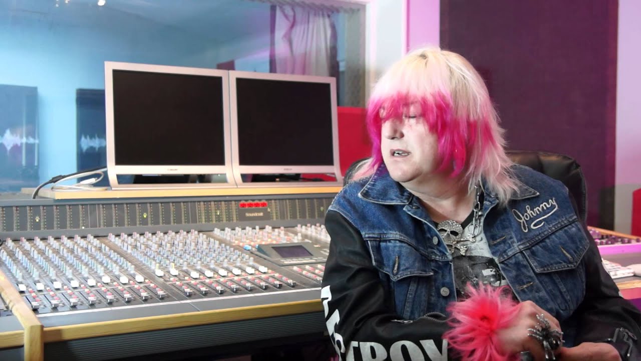 In The Studio With Stevie Ze Suicide