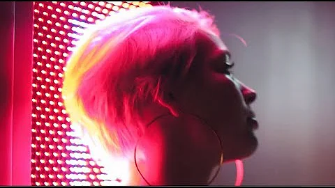 Julia Melo - In The City