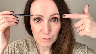 The EYEBROW TUTORIAL YOU NEED TO WATCH by a Professional. screenshot 3