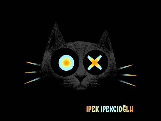 Смотреть видео на песню «{artistName} — {trackName}»