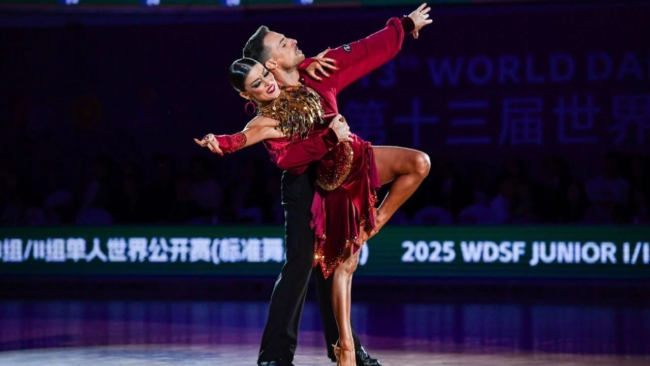 Romantic and Wonderful Rumba ! A Performance You Can't Miss🌹