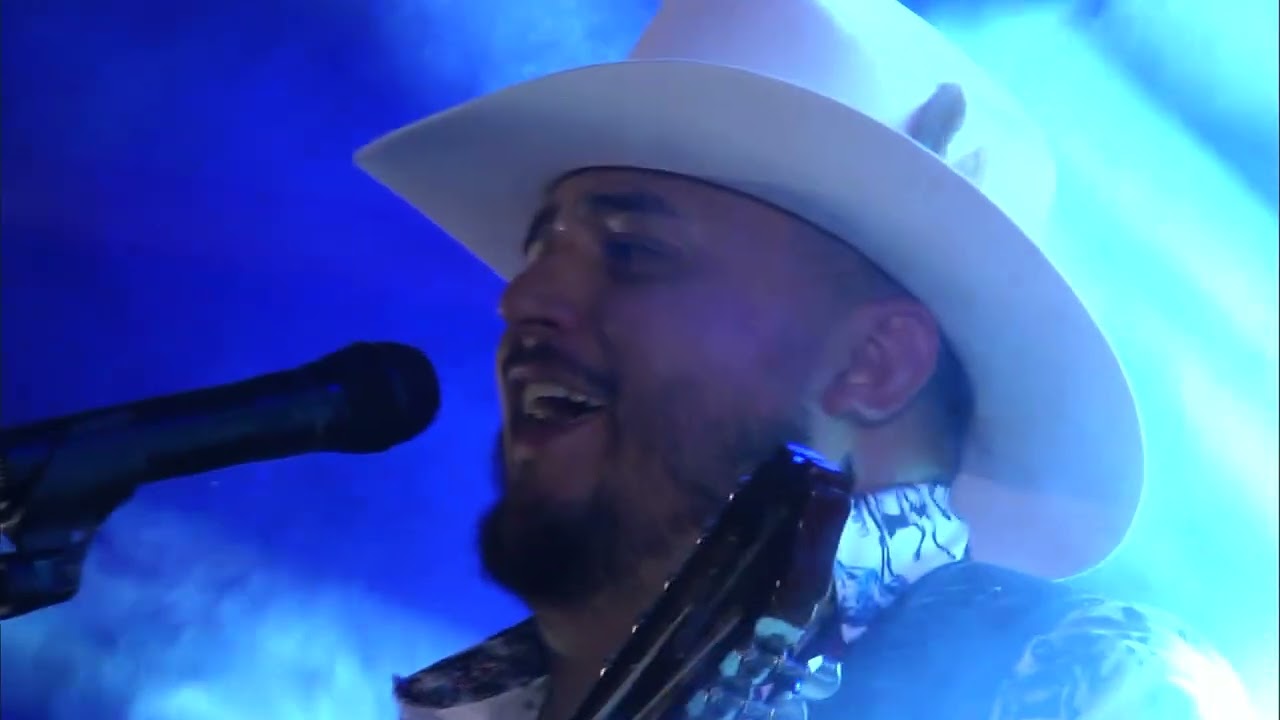 El shaman de las moras - Profugos de Nuevo León (En vivo desde Rancho el Texano)