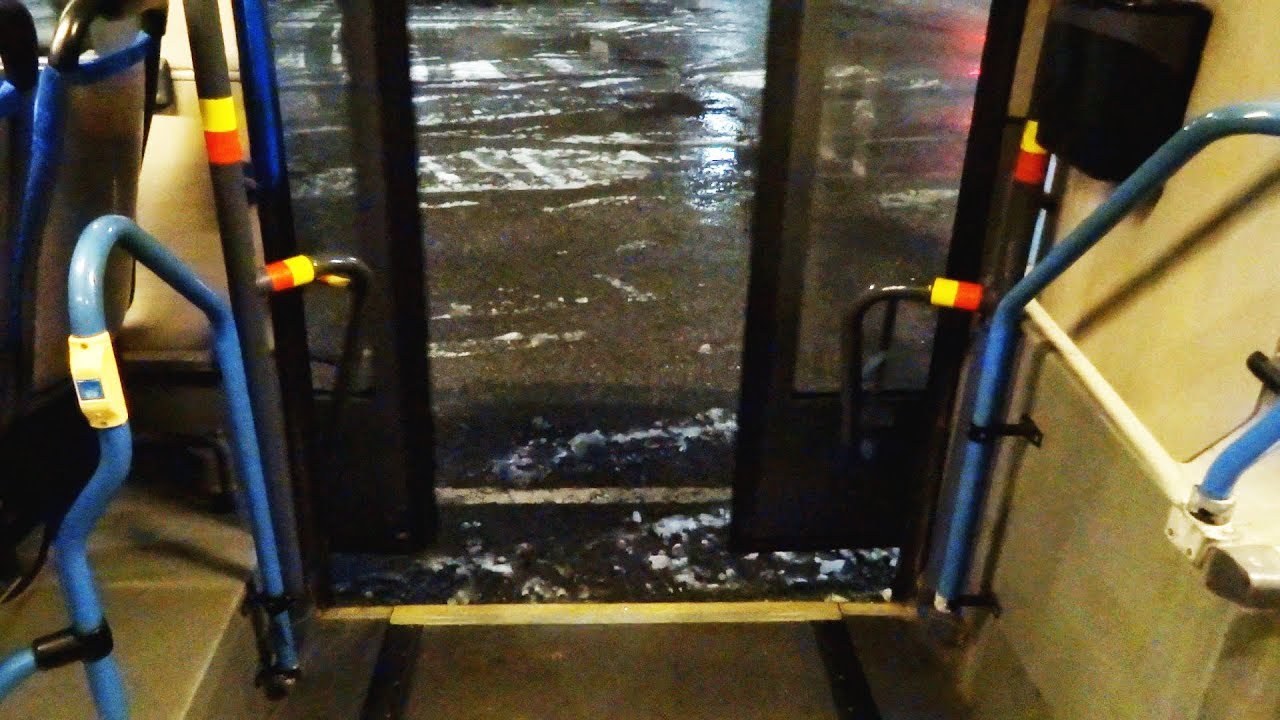 Volvo Tamware 2007 8700LE Swing Air Doors