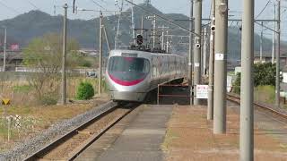 8000系特急しおかぜ 本山駅通過 JR Shikoku Limited Express "Shiokaze"