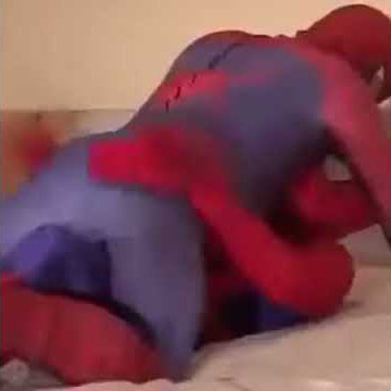 Spider-Man gay como pablo