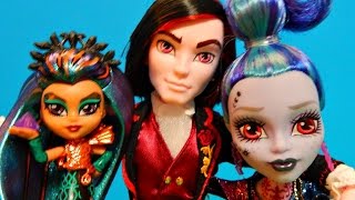 Exclusive SDCC Comic-Con Monster High Whisp Valentine & Nefera Dolls