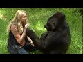 Penny and Koko Share Edible Plants