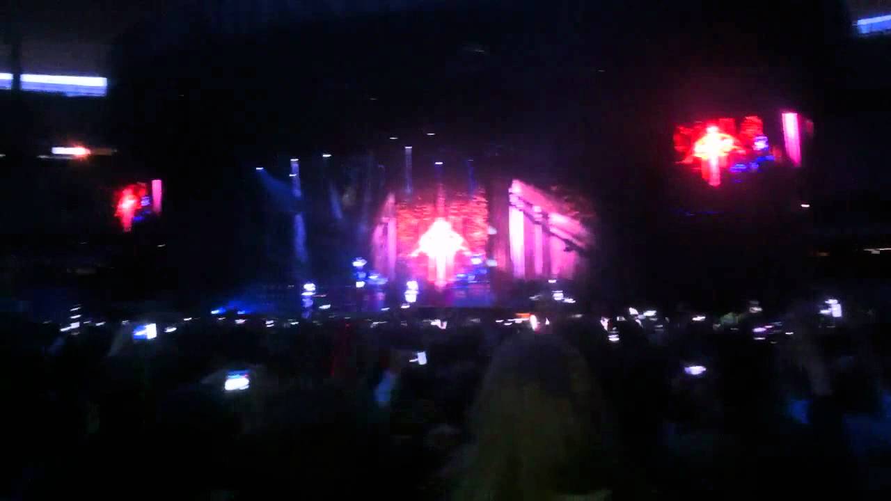 MADONNA Show must go on!!! YouTube