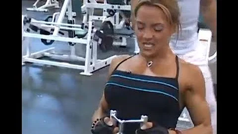 Workout with Super Hot Fitness Model Nancy Fuentes