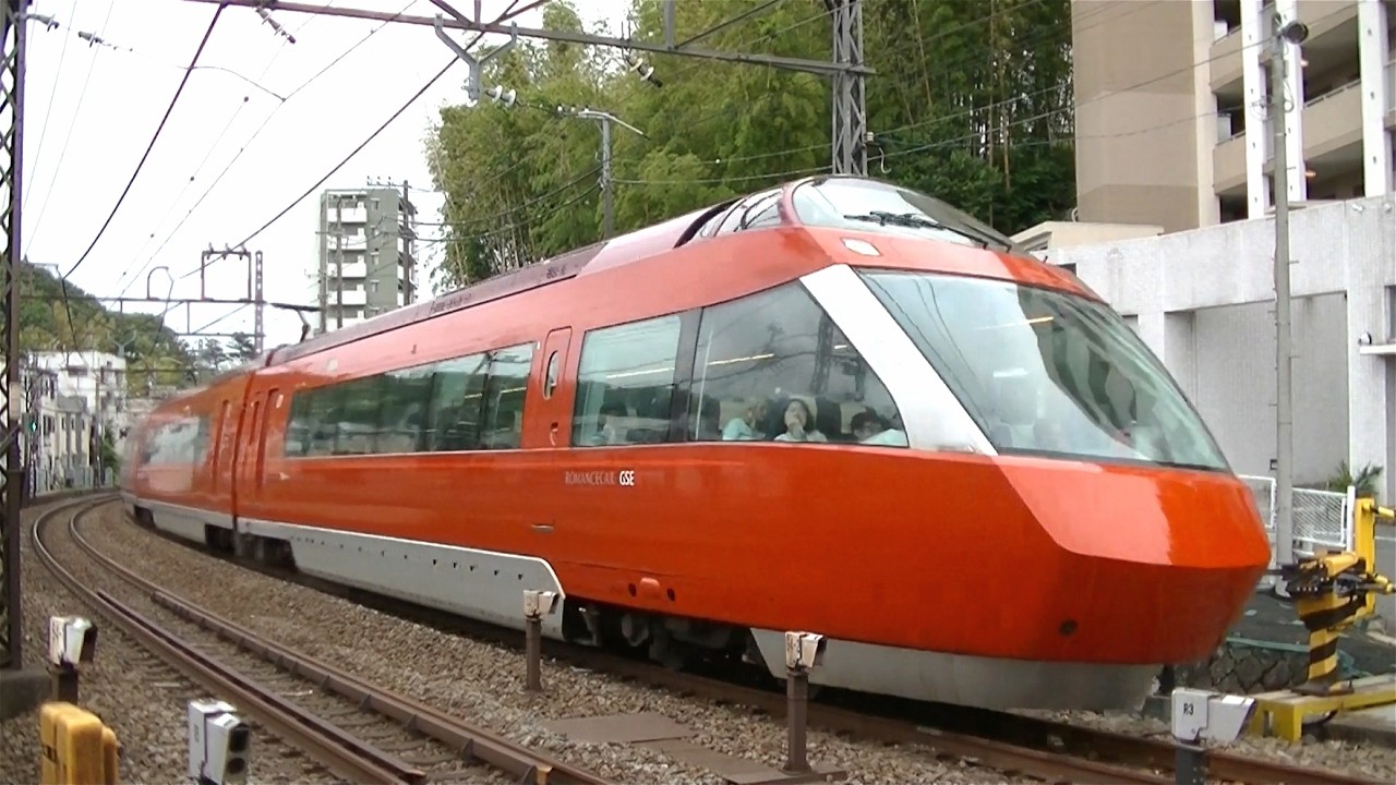 小田急70000形(GSE)70052F特急はこね21号箱根湯本行き 読売ランド前