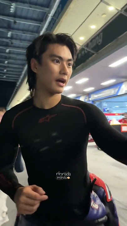 Hii Ohm Pawat 😍😍 #ohmpawat #ohmpawatt #gmmtvactors #thaiactor #gmmboys #thaidrama 22.06.2025