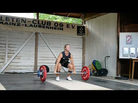 Vanessa Imrock Stoßen V2 84 kg Freiluftturnier Laubenheim 17.06.2023