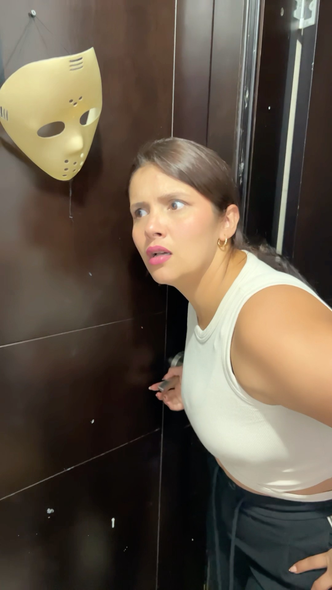 Nosotros cuando nos mandan a dormir temprano #humor #cosasdefamilia #shortviral
